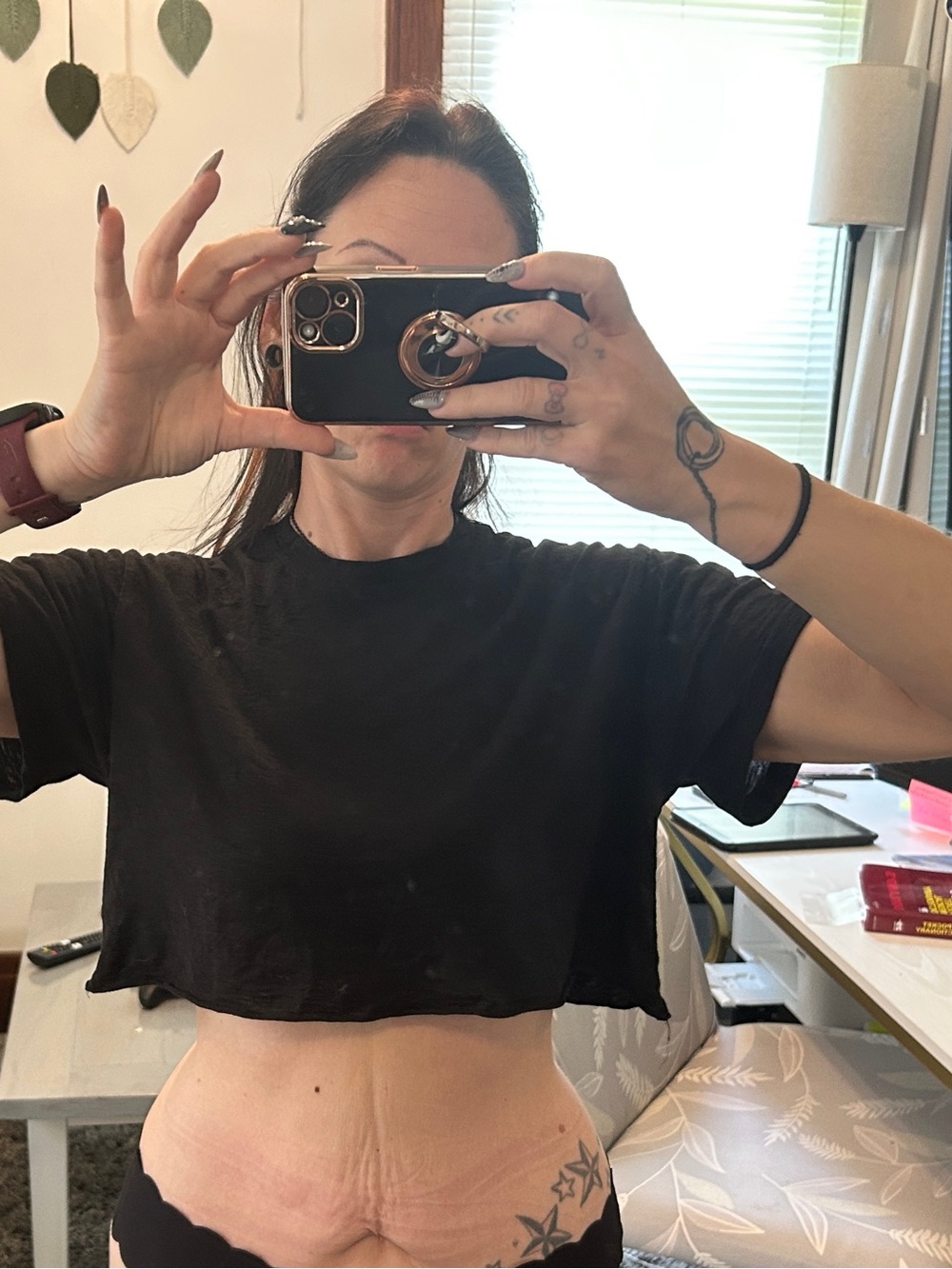 Black Crop T-Shirt - Women's Casual Short Sleeve Top